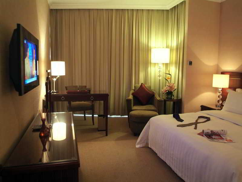 Rosedale Hotel & Suites Guangzhou - Free Shuttle Bus To Canton Fair Room photo